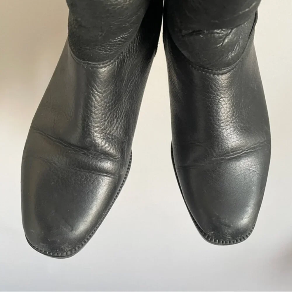 Unique Vintage black sheepskin